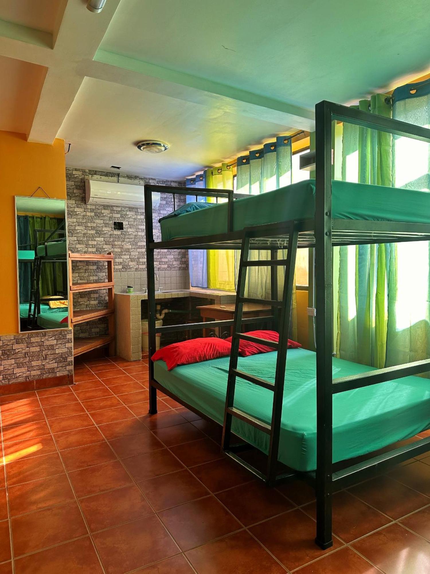 Sandy Toes Hostel Sámara Exteriér fotografie