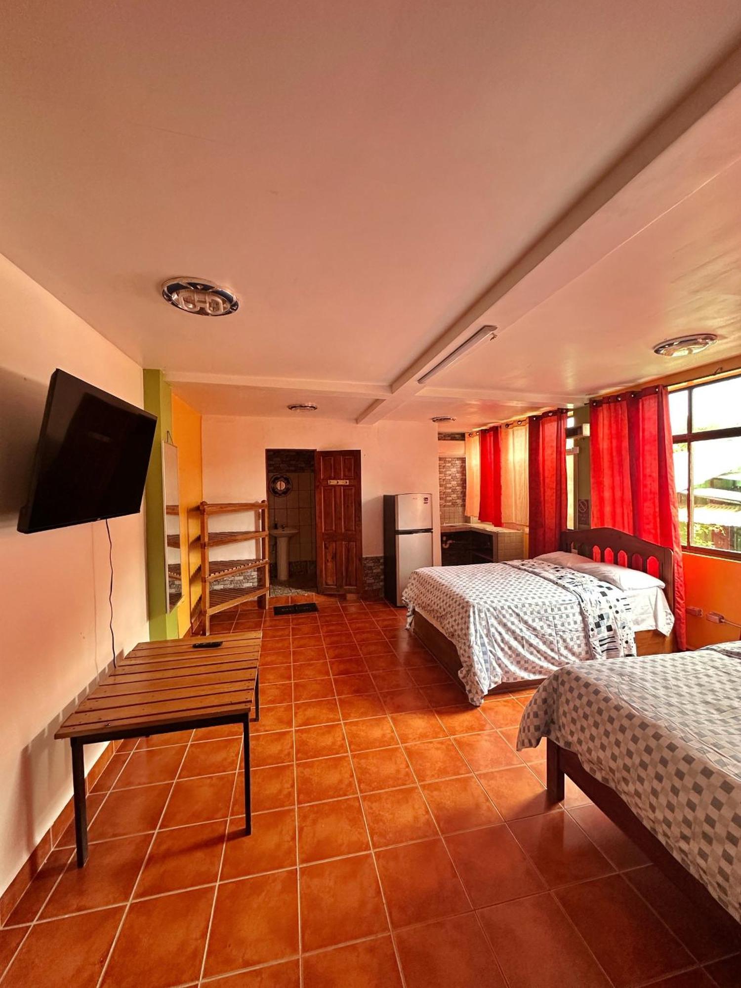 Sandy Toes Hostel Sámara Exteriér fotografie